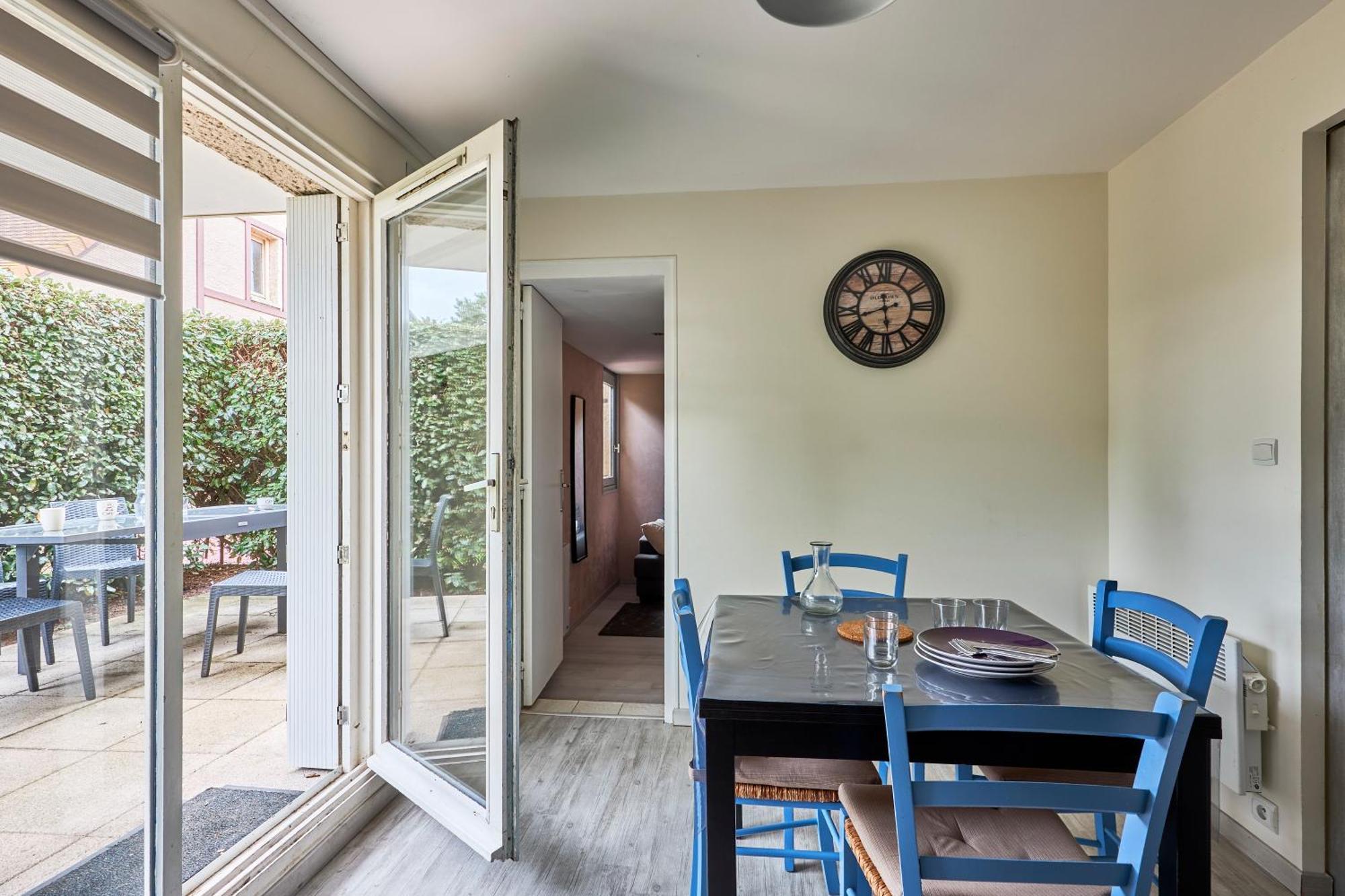 Blue World - Appt Avec Terrasse Apartment Merville-Franceville-Plage